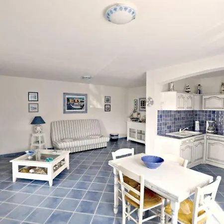 U Melu Grand T2 Bleu En Rez De Jardin *