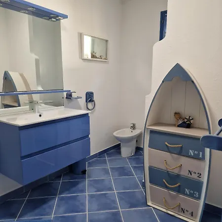 U Melu Grand T2 Bleu En Rez De Jardin *