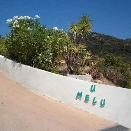 U Melu Grand T2 Bleu En Rez De Jardin Apartment Tiuccia