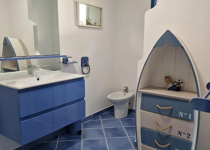 Résidence U Melu Grand T2 Bleu En Rez De Jardin *