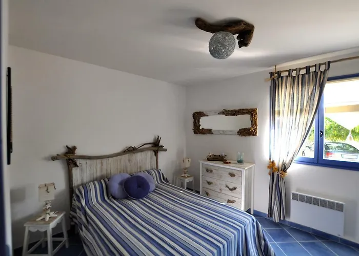 Appartement Résidence U Melu Grand T2 Bleu En Rez De Jardin *