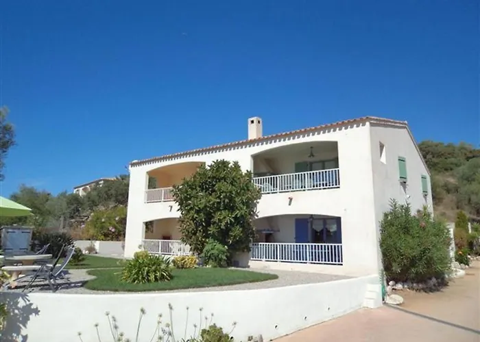 Résidence U Melu Grand T2 Bleu En Rez De Jardin * Tiuccia